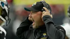 Gus Bradley en el juego de Jacksonville contra Houston