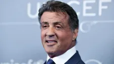 Stallone en una subasta de artículos de 'Rocky'
