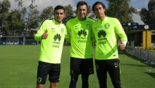 Marchesín, Jiménez y Paredes posan en Coapa previo al C2017