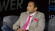 Gustavo Matosas durante un partido de la Liga MX