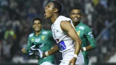 Yairo Moreno en festejo del gol de León