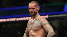 CM Punk en un combate de UFC