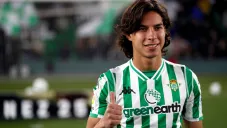 Lainez, durante su presentación con el Betis