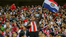 Afición de Chivas durante un partido ante Pumas