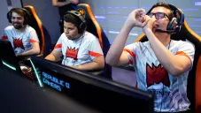 Cotopaco, SolidSnake y Relic, durante la partida contra Pixel Esports Club