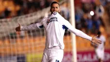 Edgar Méndez celebra su anotación frente a Alebrijes