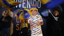 Carlos Salcedo, en su presentación como jugador de Tigres