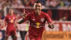 Kaku Romero festeja un gol con New York Red Bulls