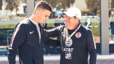 Benedetti ya conoció a su nuevo técnico, el Piojo Herrera