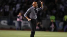 Chelís durante un partido de la Liga MX