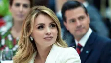 Angélica Rivera y Enrique Peña en un evento