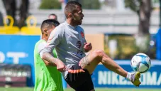 Ménez, durante un entrenamiento con América