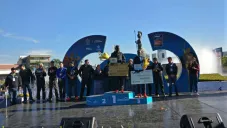 Ganadores del Medio Maratón de Guadalajara reciben sus respectivos premios