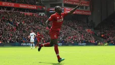Sadio Mané celebra uno de sus goles contra Burnley