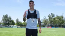 Mateus Uribe posando para RÉCORD