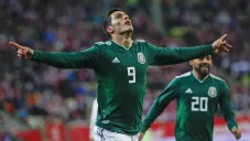 Jiménez celebra anotación con México