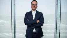 Rodrigo Dosal, director de Indeporte, posa para RÉCORD