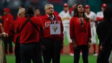 López Obrador en la inauguración del nuevo estadio de Diablos
