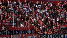 Afición de Newell's Old Boys en el duelo ante Villa Mitre