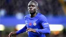 N'Golo Kanté durante un partido con el Chelsea