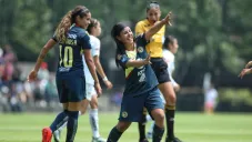 Lucero Cuevas festeja gol contra Pumas