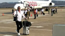 Mohamed tras aterrizar de un viaje con Huracán