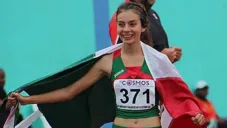 Alegna González al final de una carrera