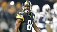 Antonio Brown durante un partido de Steelers
