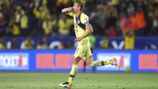 Aguilar, en festejo de gol con América