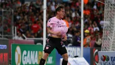 Fernando González celebra anotación contra Atlas