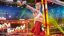 Ronda Rousey antes de la lucha en WrestleMania 35