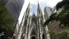 Catedral de San Patricio en Nueva York durante el día