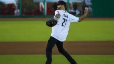 Loaiza, en un evento de béisbol
