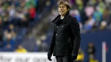 Almeyda da indicaciones desde el banquillo