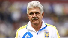 Ricardo Ferretti, durante un juego de Tigres
