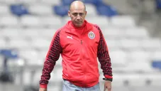Luis Díaz previo a un partido de Chivas femenil