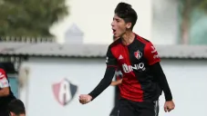 Santiago Márquez festeja gol con Atlas