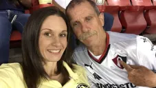 Nelly Simón con la playera del Club América