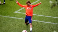Antoine Griezmann, durante un entrenamiento con el Atlético de Madrid