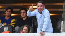 Emilio Azcárraga observa el encuentro entre América y León