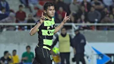 Ulises Dávila, festejando en un partido durante su etapa como jugador de Santos Laguna