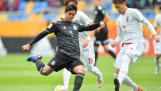 Macías durante el partido contra Japón