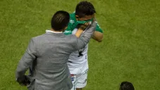 Ángel Mena tuvo que salir por una lesión