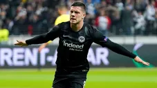 Luka Jovic celebra una anotación con el Frankfurt