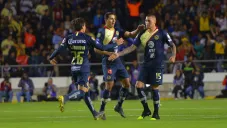 Jugadores del América en festejo de gol