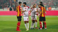 Jugadores del Esperance y Wydad, en una discusión