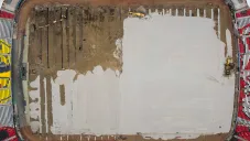 El Azteca se encuentra en pleno cambio del pasto