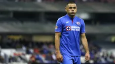 Pablo Aguilar durante un partido contra Chivas