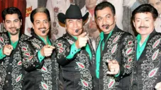 Tigres del Norte durante una presentación
