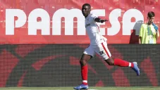 Ibrahima Sow en un partido con el Sevilla